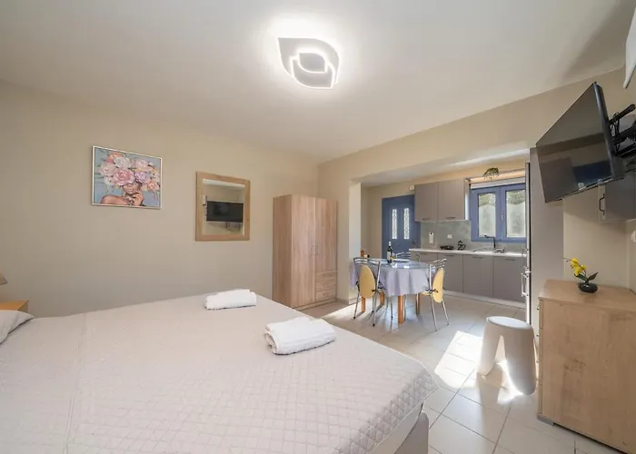 Makis Dream - Antigoni *